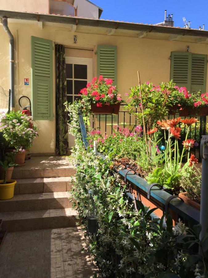 Des Dames * Nizza